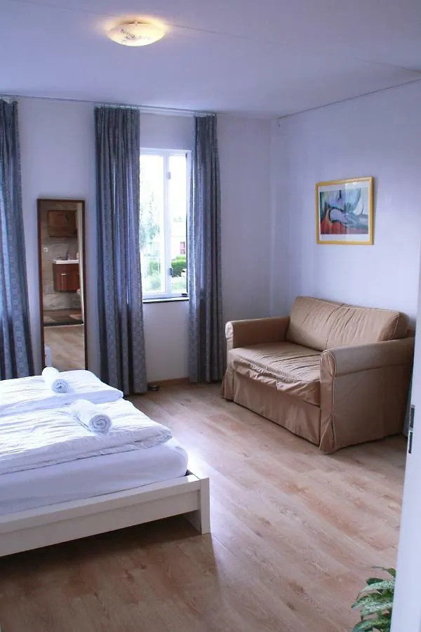 Floriande Stay Hoofddorp Couette-café